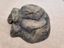 Cargar imagen en el visor de la galería, CUEVA NATURAL HIDING EXO TERRA (6748940009671)