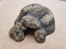 Cargar imagen en el visor de la galería, CUEVA NATURAL HIDING EXO TERRA (6748940009671)